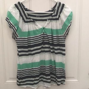 Gap short sleeved shirt